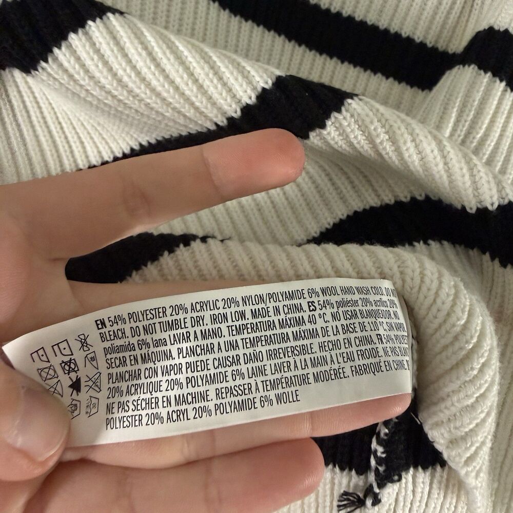 English Factory Vest Women's Medium White Black Striped Knit Vneck Pullover - Picture 4 of 10
